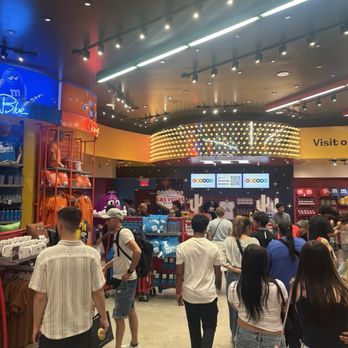 M&M'S World - Chocolatiers & Shops Near Me - Las Vegas, Nevada M&M'S World - Chocolatiers & Shops Near Me - Las Vegas, Nevada