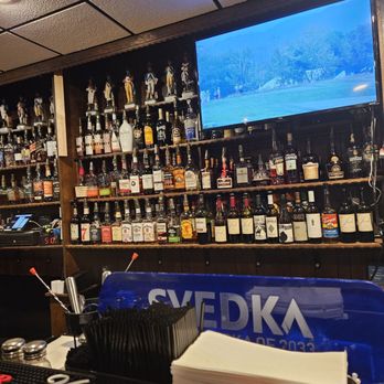 Al's Airport Inn - Dive Bars Near Me - Ewing, New Jersey