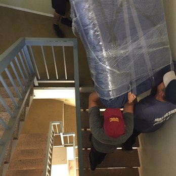 Flat Great Rates - Carrying everything up 3 flights of stairs- wow! - Movers Near Me - Los Angeles, California