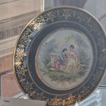 Schlossmuseum - Museums Near Me - Schwerin, MV