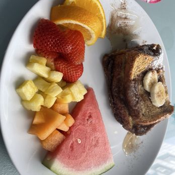 Scarborough Inn - French toast breakfast - Hotels Near Me - Ocean City, New Jersey Scarborough Inn - French toast breakfast - Hotels Near Me - Ocean City, New Jersey