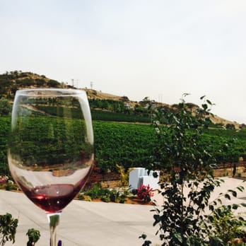 Belle Fiore Winery - Lovely vineyards - Wine Tours Near Me - Ashland, Oregon Belle Fiore Winery - Lovely vineyards - Wine Tours Near Me - Ashland, Oregon