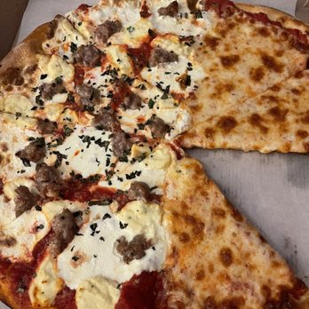Pies on Stiles - Half plain and half margherita with ricotta and sausage. My own creation. - Pizza Near Me - Linden, New Jersey Pies on Stiles - Half plain and half margherita with ricotta and sausage. My own creation. - Pizza Near Me - Linden, New Jersey