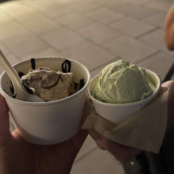 Van Leeuwen - Studio City - Brown Sugar Cookie Dough brownie and mint chip - Ice Cream & Frozen Yogurt Near Me - Los Angeles, California