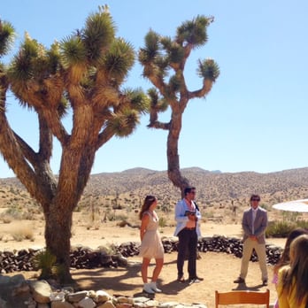 Rimrock Ranch - Wedding ceremony - Hotels Near Me - Pioneertown, California Rimrock Ranch - Wedding ceremony - Hotels Near Me - Pioneertown, California