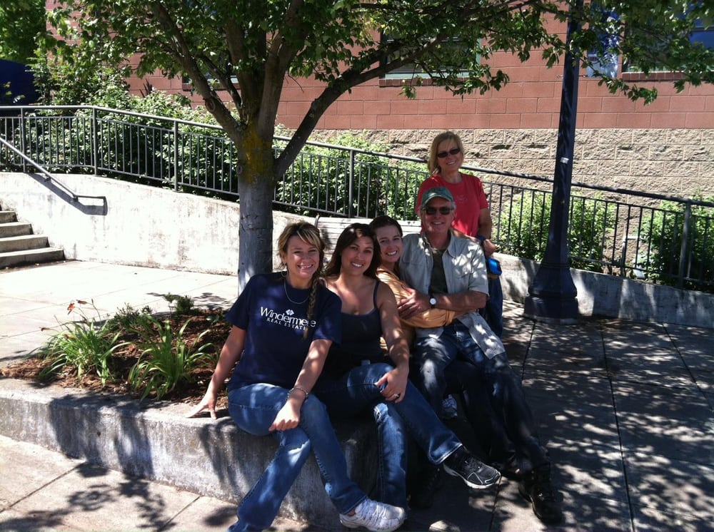 WINDERMERE GLENN TAYLOR REAL ESTATE 504 Cascade Ave, Hood River