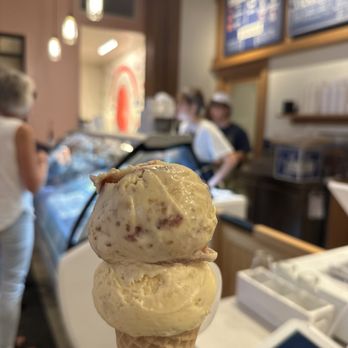 Coneflower Creamery - Ice Cream & Frozen Yogurt Near Me - Omaha, Nebraska