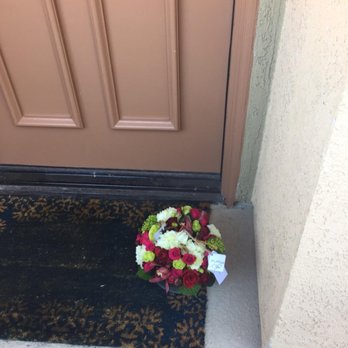 B'z Blooms - Florists Near Me B'z Blooms - Florists Near Me