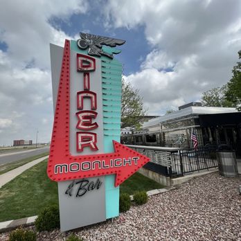 Moonlight Diner - Front of restaurant - Diners Near Me - Denver, Colorado Moonlight Diner - Front of restaurant - Diners Near Me - Denver, Colorado
