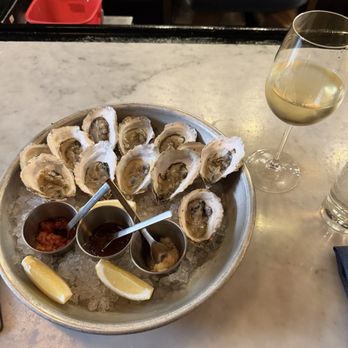 Sagaponack - Oysters and Wine - Bars Near Me - New York, New York Sagaponack - Oysters and Wine - Bars Near Me - New York, New York