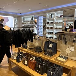 Coach Outlet