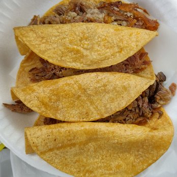 Aqui Es Texcoco - Lamb tacos (top to bottom)... head, lean meat, rib - Mexican Near Me - Chula Vista, California