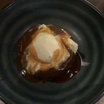 Ramsay's Kitchen - Sticky Toffee Pudding - New American Near Me - Las Vegas, Nevada
