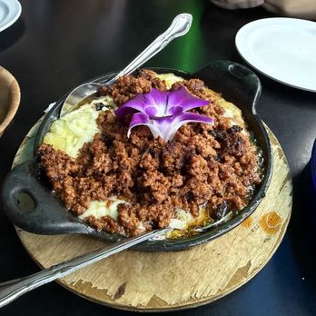 El Tesoro Mazatlan - Queso fundido con chorizo or choice of meat - Mexican Near Me - Vallejo, California El Tesoro Mazatlan - Queso fundido con chorizo or choice of meat - Mexican Near Me - Vallejo, California