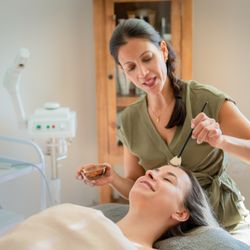 Anima Harmony Spa - Holistic facial