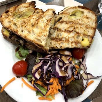 Cloud Cakes - Vegan grilled cheese - Patisserie/Cake Shop Near Me - Paris, 75 Cloud Cakes - Vegan grilled cheese - Patisserie/Cake Shop Near Me - Paris, 75