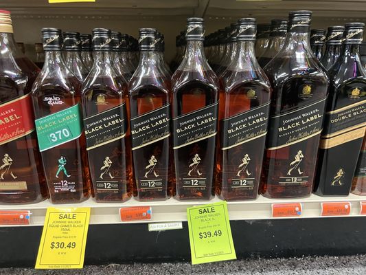 Zipps Liquors by null