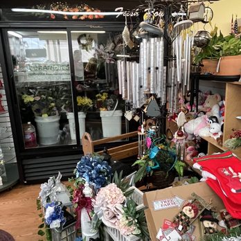 Fran's Florist - Interior - Florists Near Me - Shepherdsville, Kentucky