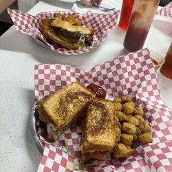 Sammy’s Rockin K Kafe - Bacon cheeseburger and Buffalo ranch chicken sandwich