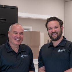 Drs. Mark and Stephen Hewlett