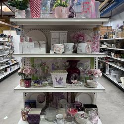 Head of the aisle goods