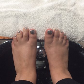 Devana Nail Bar - Nail Salons Near Me - Los Angeles, California