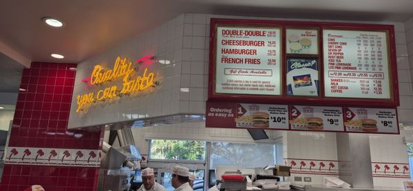 In-N-Out Burger by null