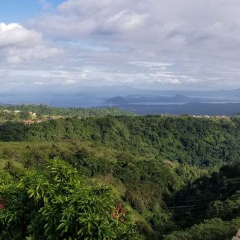 Twin Lakes - Views - Resorts Near Me - Alfonso, CAV Twin Lakes - Views - Resorts Near Me - Alfonso, CAV