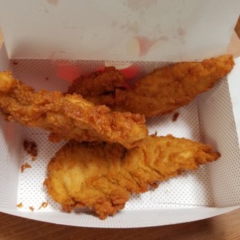 Chick-fil-A - Order a four piece and they only give you three - Fast Food Near Me - Walnut Creek, California