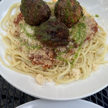 Spoon - Linguine and meatballs - New American Near Me - Tahoe City, California Spoon - Linguine and meatballs - New American Near Me - Tahoe City, California