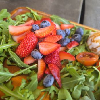 Drakes - Fresh berries - New American Near Me - San Carlos, California