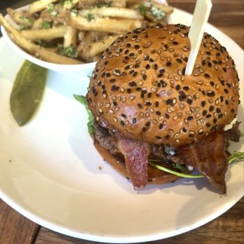 Yard House - Bleu Cheese & Bacon - Bars Near Me - Temecula, California