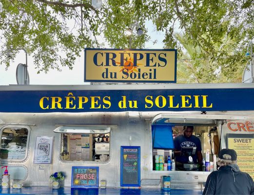 Crêpes du Soleil Airstream by null