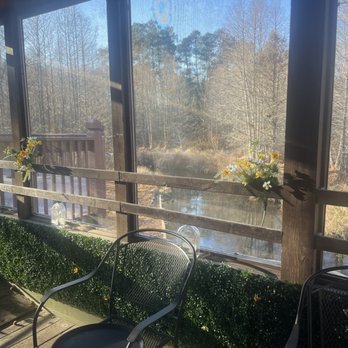 The Creekside Mill - Lunch with views - Comfort Food Near Me - Raeford, North Carolina