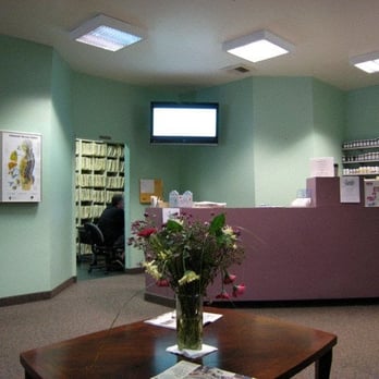 Geo Chiropractic Clinic - Front office - Chiropractors Near Me - San Marino, California Geo Chiropractic Clinic - Front office - Chiropractors Near Me - San Marino, California
