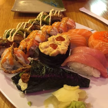 Oishii - L to R: Skydiver roll, Shaggy Dog roll, Son hand roll, Spicy Chopped Scallop sushi, Salmon nigiri, Toro nigiri, Hana Nokoyi. - Sushi Bars Near Me - Houston, Texas Oishii - L to R: Skydiver roll, Shaggy Dog roll, Son hand roll, Spicy Chopped Scallop sushi, Salmon nigiri, Toro nigiri, Hana Nokoyi. - Sushi Bars Near Me - Houston, Texas
