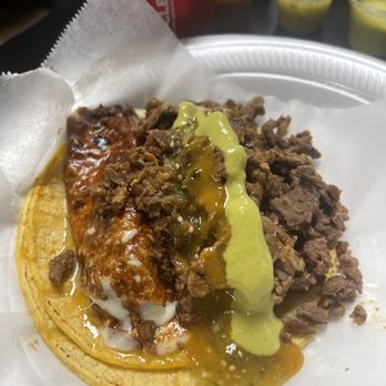 Tacos El Jefe - OMG taco with my sauces - Tacos Near Me - stanton, California