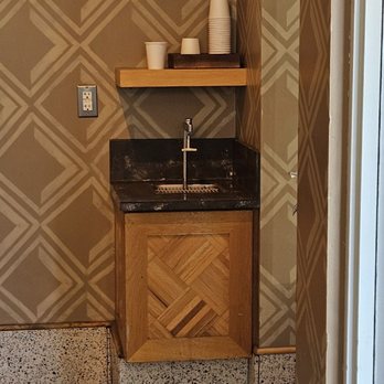 Salt & Straw - Water station - Ice Cream & Frozen Yogurt Near Me - San Francisco, California Salt & Straw - Water station - Ice Cream & Frozen Yogurt Near Me - San Francisco, California