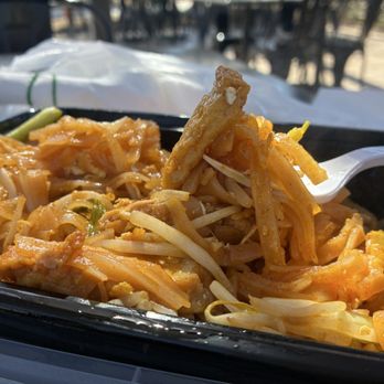 S T Noodle Bar - Thai Near Me - Long Beach, California S T Noodle Bar - Thai Near Me - Long Beach, California