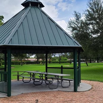 Liberty Tree Park - Rae Carole Armstrong Liberty Tree Park in Plantation Florida - Parks Near Me - Plantation, Florida Liberty Tree Park - Rae Carole Armstrong Liberty Tree Park in Plantation Florida - Parks Near Me - Plantation, Florida