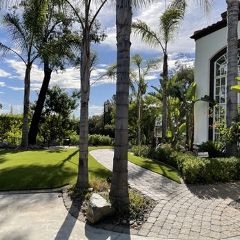 1. Catalina Hardscapes