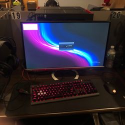 Plug and Play Gaming Cafe