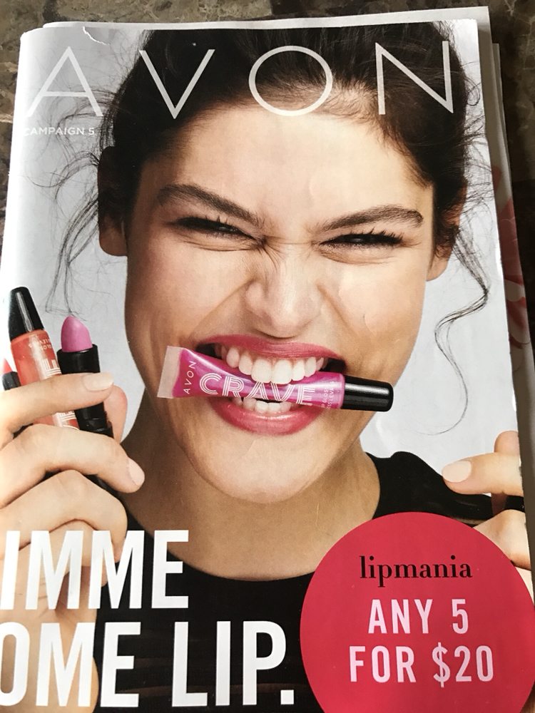 Avon by Annie Logo