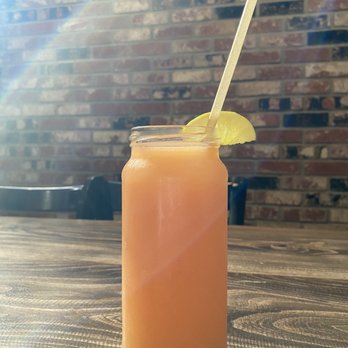 Midtown Spirits - POG slushy - Bars Near Me - Sacramento, California