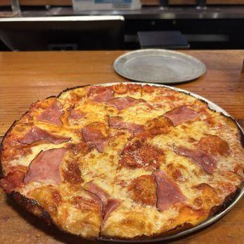 Via 313 Pizza - Ham pizza bar style - Pizza Near Me - Austin, Texas Via 313 Pizza - Ham pizza bar style - Pizza Near Me - Austin, Texas