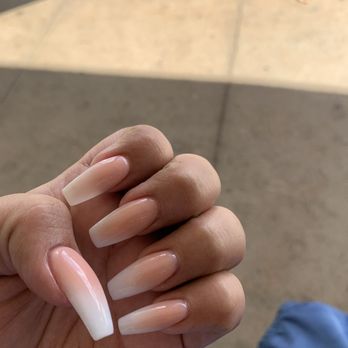 Garden Nails - Nude ombré - Nail Salons Near Me - Kapolei, Hawaii