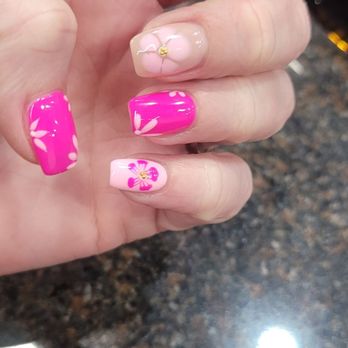 Rocklin Nails - Nail Salons Near Me - Rocklin, California