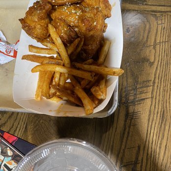 epiQ Food Hall - Spicy honey garlic wings with old bay fries - Food Court Near Me - Woodbridge, Virginia