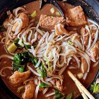 9 Thai kitchen - The flat noodles instead of skinny rice noodles is a hit - Thai Near Me - Las Vegas, Nevada 9 Thai kitchen - The flat noodles instead of skinny rice noodles is a hit - Thai Near Me - Las Vegas, Nevada