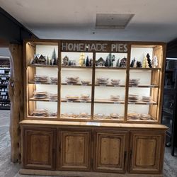 Mortimer Farms - Homemade pies for sale. A friend says they are very good